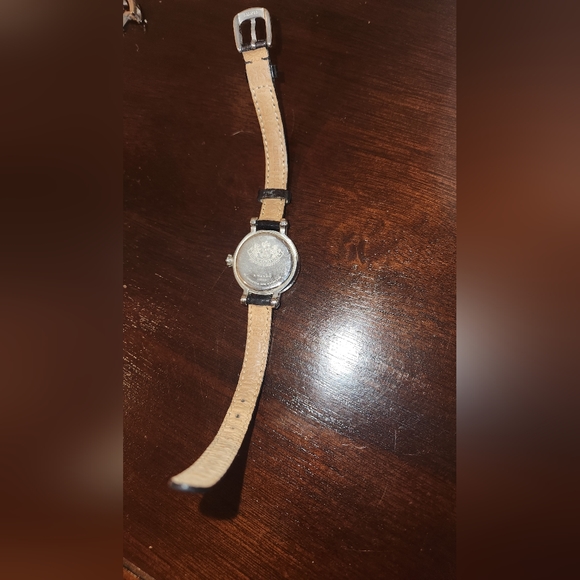 💚 Juicy Couture Leather Watch - Picture 3 of 3